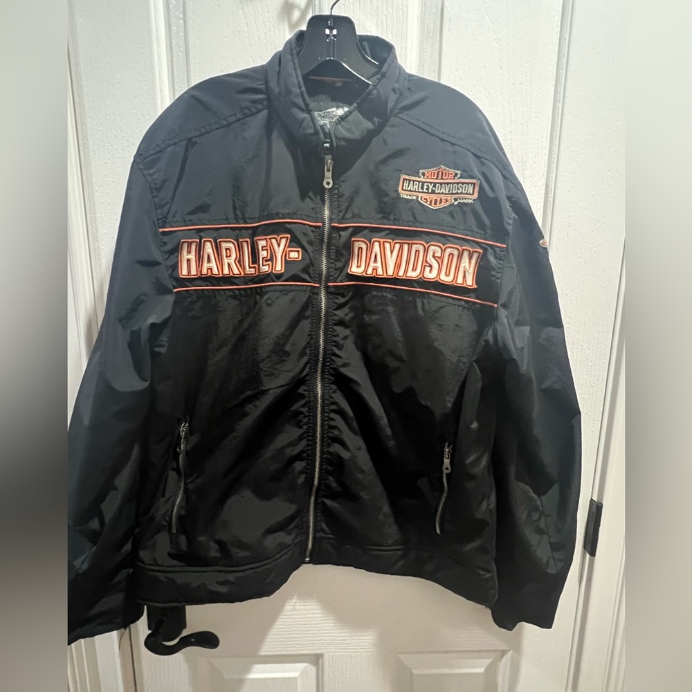 COPY - Polyester fully lined Harley-Davidson jacket. size XL. Like new.